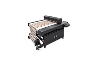 Universal FC-7090U плоттер  режущий планшетный конвейерный